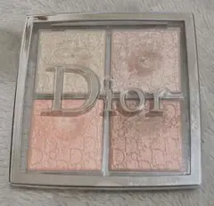 Dior 【ディオール】バックステージ フェイス グロウ パレット 002