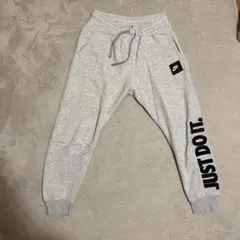NIKE スウェットパンツ