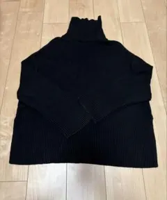 GAP ブラック タートルネックニット