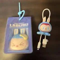 LABUBU ぷにぷにスクイーズチャーム+ライトニングケーブル