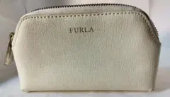 送料無料！FURLA（フルラ）ポーチ