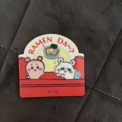 ちいかわ　モモンガ　カニ　シール