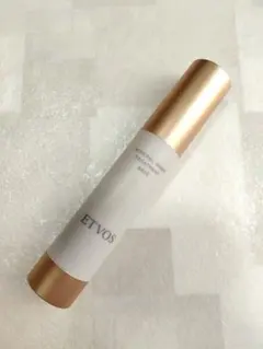 ETVOS ミネラルインナートリートメントベース クリアベージュ