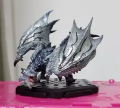 モンスターハンター　モンハン　フィギュア　リオレウス希少種3