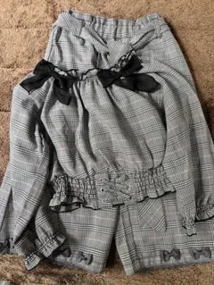 超美品　メゾピアノ長袖セットアップ　グレー系チェック リボン付き　110