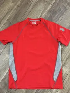 Under Armour HeatGear アンダーシャツ SM/P/P レッド