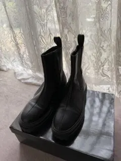 AZUL 厚底ブーツ