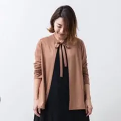 yori 長袖カーディガン グレーのサムネイル