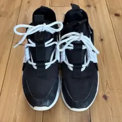 NIKE エアハラチシティLOW /23.5cm 黒/ 中敷きなし