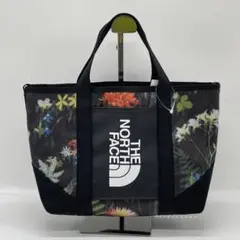 希少】未使用✨ノースフェイス シングルショット 花柄 23L - メルカリ