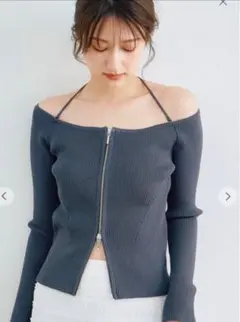 ココディール　逆開ジップオフショルニット