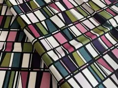 Finlayson 幾何学柄　オックス生地　ピンク系　はぎれ　80×60cm