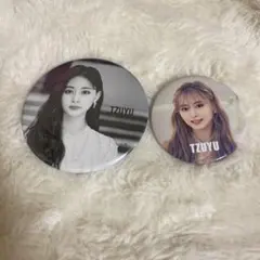 2026年最新】twiceツウィ缶バッジの人気アイテム - メルカリ