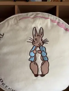 一番くじ　ピーターラビット　ビッグクッション賞