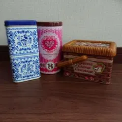 【ディズニーランドのおみやげ】お菓子の缶３種類セット