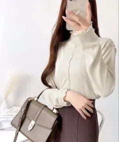 クラシカルエルフ 2way メロープリーツハイネックトップス アイボリー M