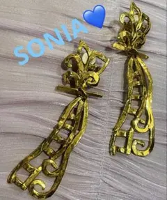 ヒ*ツ様 SONIARYKIELヴィンテージゴールドカラー デザイン イヤリングのサムネイル