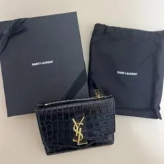 SAINT LAURENT 二つ折り財布 クロコ型押し ブラック】のサムネイル
