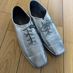BEAUTY&YOUTH UNITED ARROWS シルバー 靴　シューズのサムネイル