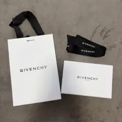 GIVENCHY ショップ袋、ボックス、リボンのサムネイル