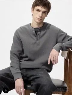 UNIQLO ユニクロ　ワッフルヘンリーネックTシャツ