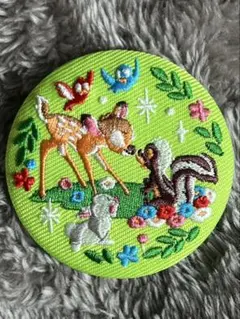 ディズニー刺繍缶バッチ2 バンビ