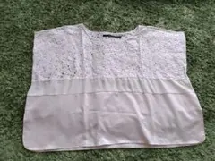YECCA VECCA　Tシャツ　白　ホワイトのサムネイル