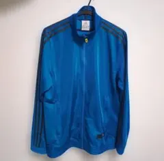 トラックジャケット