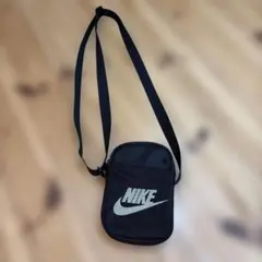Nike メッシュショルダーバッグ ブラック