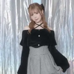 M me eme リボンオフショルダー シャギーニット 黒 エムミーエメ