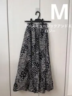 アースミュージックアンドエコロジーロングスカート バンダナ F 濃紺 綿 旅行のサムネイル