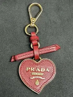 2026年最新】PRADA プラダ キーホルダーの人気アイテム - メルカリ