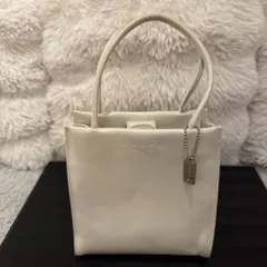 【美品】COACH コーチ ミニハンドバッグ ホワイト チャーム付き