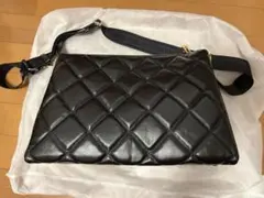 COCOCELUX GOLD スマホショルダーバッグ ミンク色 シルバー金具 - メルカリ