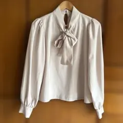 GRL グレイル　リボン付きベージュ長袖ブラウス