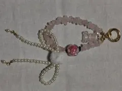 ★天然石ストラップ※ローズクォーツ、人工パールのリボン、花、熊のモチーフ付き