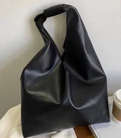 トライアングルバッグのサムネイル