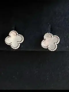 ヴァンクリーフ&アーペル ピアス(両耳用)