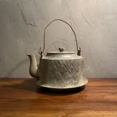 昭和レトロ 木製 取っ手付 鉄器 灰皿 収納付き 煙草箱 煙草盆 - メルカリ