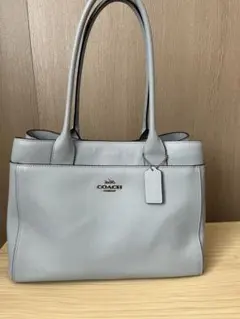 美品COACH レザーバッグ ライトブルー