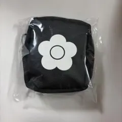 MARY QUANT ミニポーチ