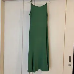 ユニクロ　キャミワンピース グリーン
