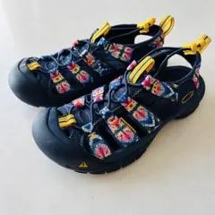 KEEN キーン　NEWPORT H2 ニューポート　水陸両用　23㎝