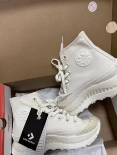 コンバーススニーカー　ハイカット　厚底