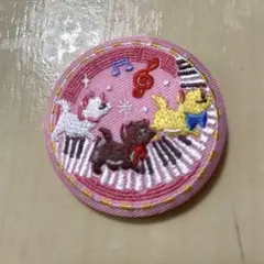 【 おしゃれキャット マリー 】　ディズニー刺繍缶バッチ