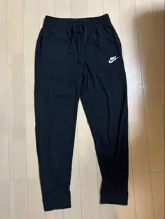 送料込み　Nike ブラック ロングパンツ 150サイズ