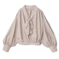 未使用❤︎ GRL ブラウス　シャツ　トップス　リボン　アイボリー　ベージュ　長袖