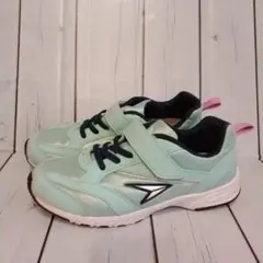 瞬足　ミントグリーン 子供用スニーカー 　22㎝