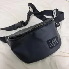 【ウエストポーチ】
