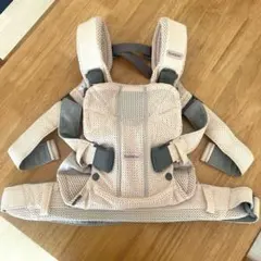 ●美品●BABYBJÖRN ベビーキャリア　ONEKAI Air パーリーピンク